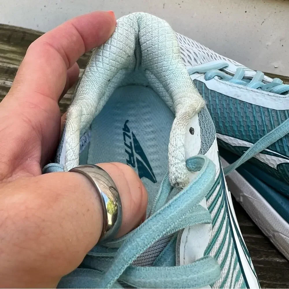 Altra Provision 4.0 Ice Blue Zero Drop Running Shoes Size 8 AL0A4QTQ416